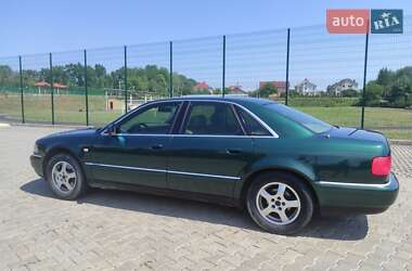 Седан Audi A8 2000 в Ивано-Франковске