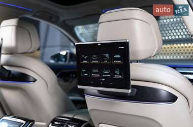 Седан Audi A8 2018 в 