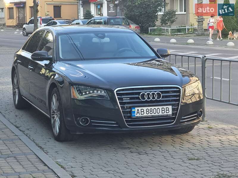 Седан Audi A8 2013 в Івано-Франківську