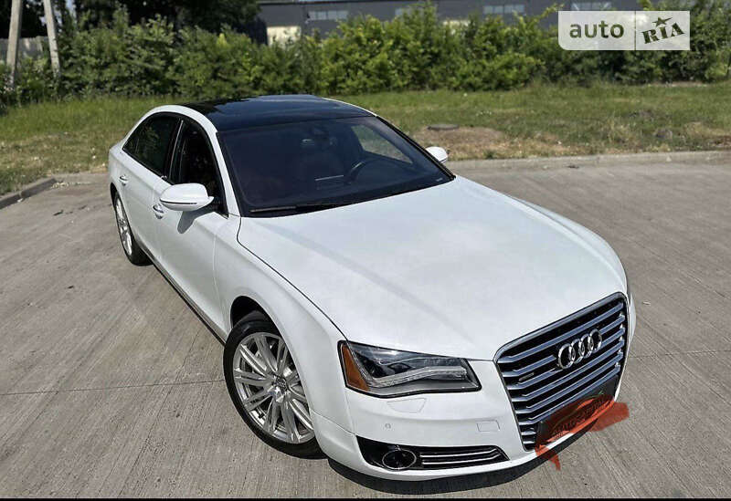 Седан Audi A8 2013 в Киеве