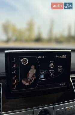 Седан Audi A8 2015 в 