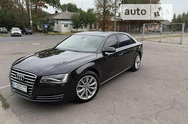 Седан Audi A8 2012 в Полтаве