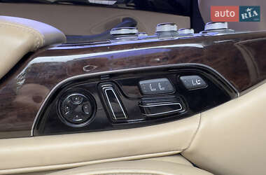 Седан Audi A8 2012 в 