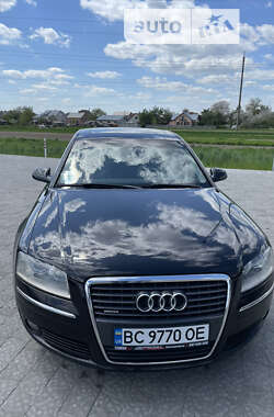 Седан Audi A8 2006 в Львове