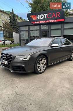 Седан Audi A8 2011 в Львові