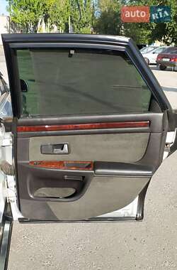 Седан Audi A8 1999 в 