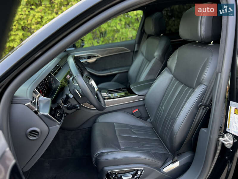 Седан Audi A8 2020 в Одессе