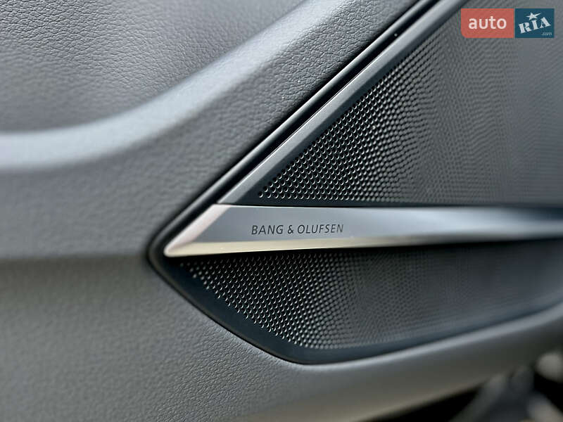 Седан Audi A8 2020 в Одессе