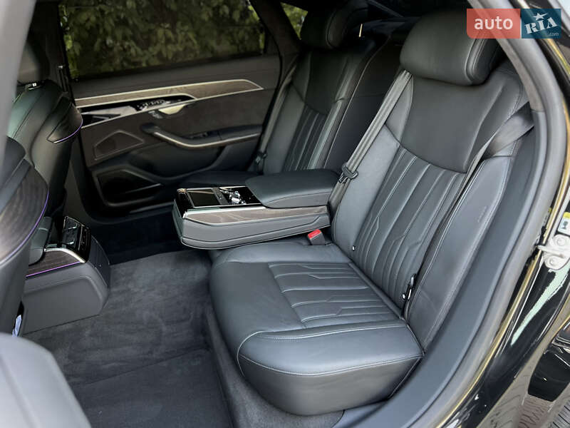 Седан Audi A8 2020 в Одессе