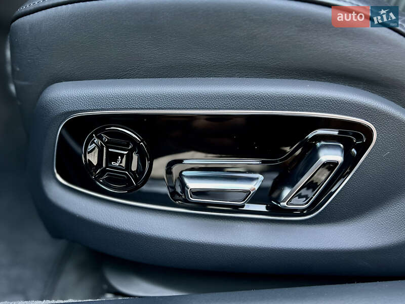 Седан Audi A8 2020 в Одессе