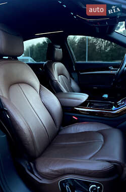 Седан Audi A8 2013 в 