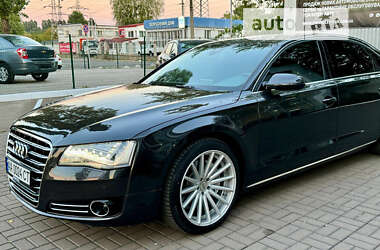 Седан Audi A8 2012 в Киеве