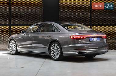 Седан Audi A8 2018 в 