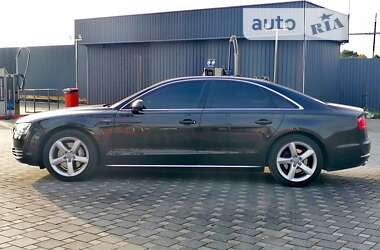 Седан Audi A8 2012 в Полтаве