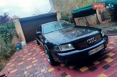 Седан Audi A8 2000 в 