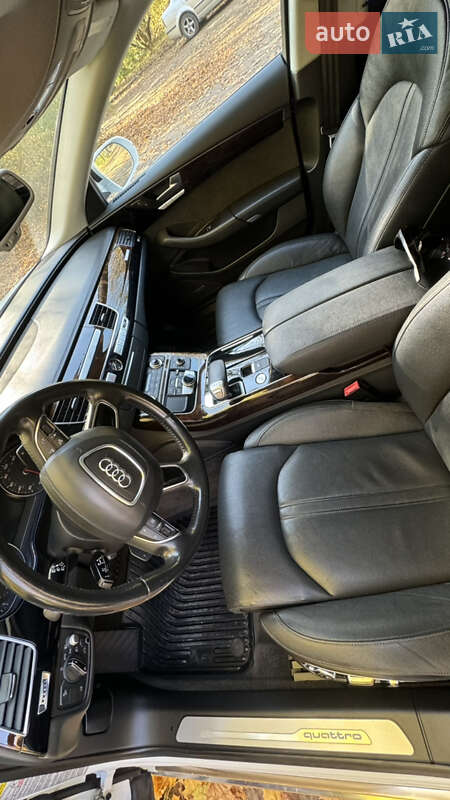 Седан Audi A8 2015 в Києві