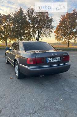 Седан Audi A8 2000 в Луцьку