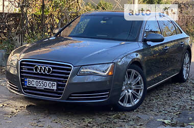 Седан Audi A8 2014 в Житомирі