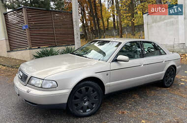 Седан Audi A8 1998 в 