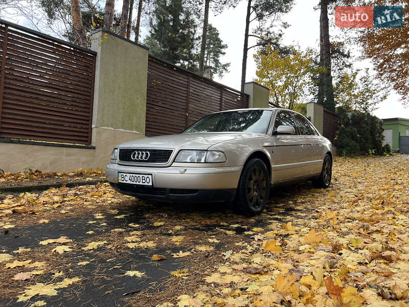 Седан Audi A8 1998 в Львове