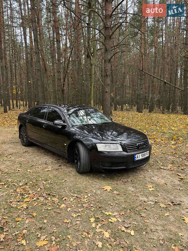 Седан Audi A8 2004 в Ірпені