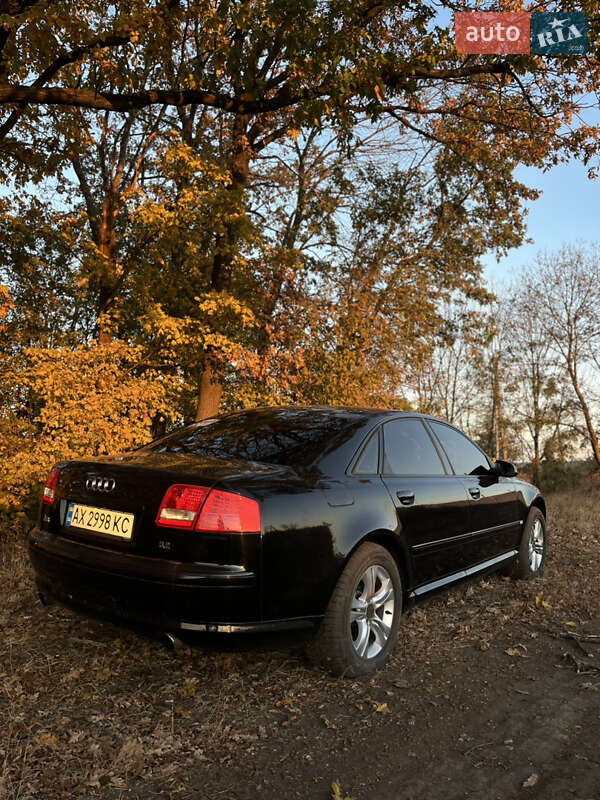 Седан Audi A8 2006 в Харькове