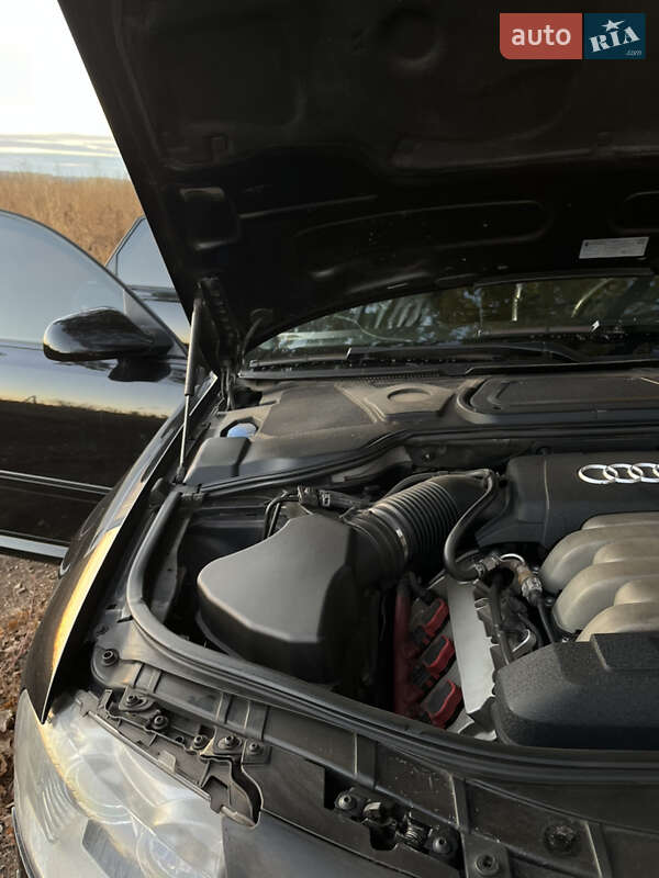 Седан Audi A8 2006 в Харькове