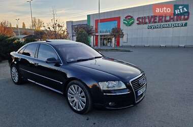 Седан Audi A8 2005 в Ужгороді