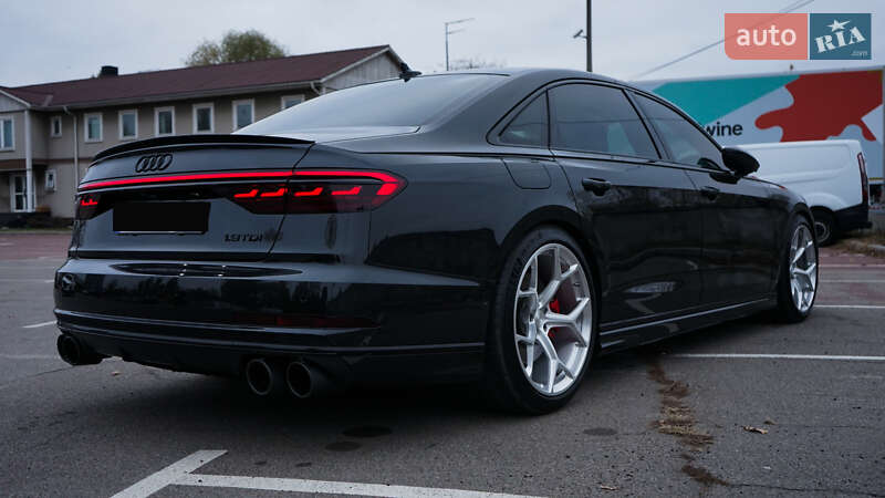 Седан Audi A8 2019 в Киеве
