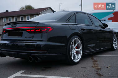 Седан Audi A8 2019 в 