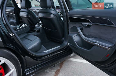 Седан Audi A8 2019 в 