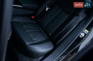 Седан Audi A8 2019 в 
