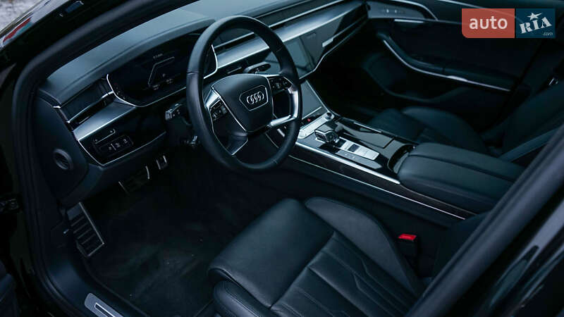 Седан Audi A8 2019 в Киеве