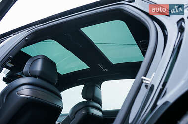 Седан Audi A8 2019 в 