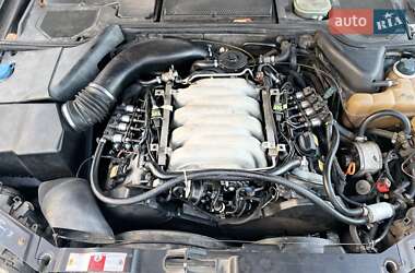 Седан Audi A8 2000 в 