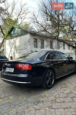 Седан Audi A8 2012 в Киеве
