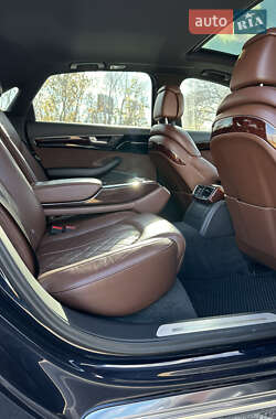 Седан Audi A8 2012 в Киеве