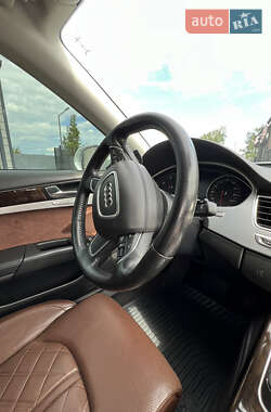 Седан Audi A8 2011 в Києві