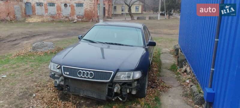 Седан Audi A8 1996 в Межевой
