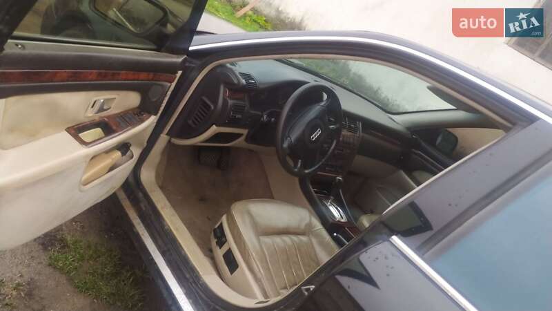 Седан Audi A8 1996 в Ивано-Франковске