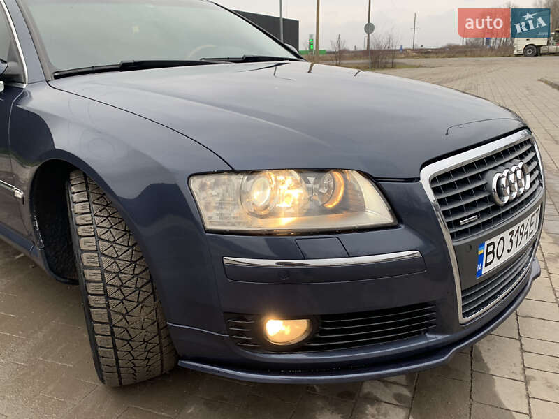Седан Audi A8 2007 в Козові