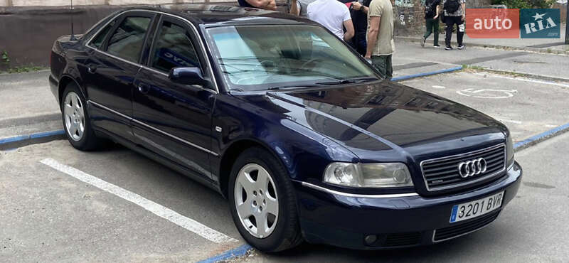 Седан Audi A8 2000 в Києві