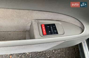 Седан Audi A8 1996 в 
