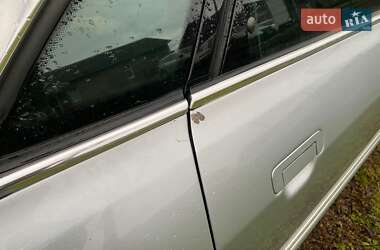 Седан Audi A8 1996 в 