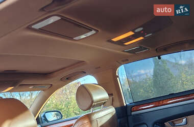 Седан Audi A8 2004 в 