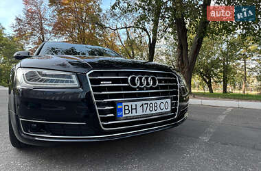 Седан Audi A8 2015 в Одессе