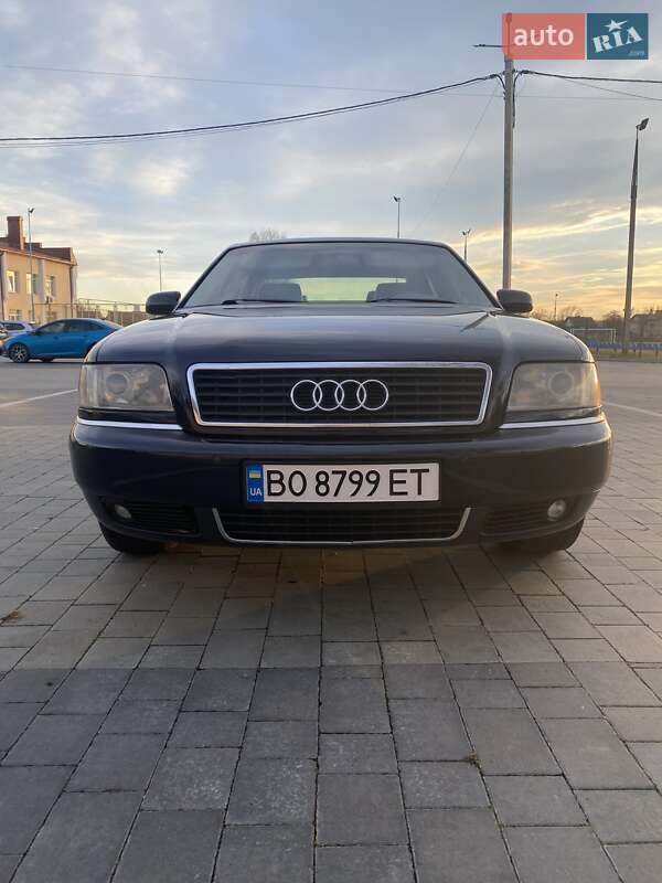 Седан Audi A8 1999 в 