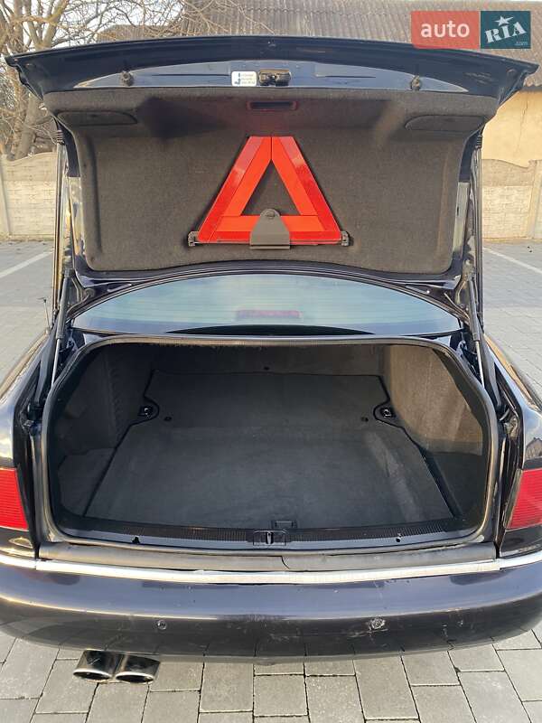 Седан Audi A8 1999 в Івано-Франківську