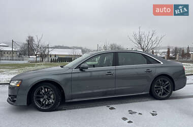 Седан Audi A8 2016 в Чернівцях