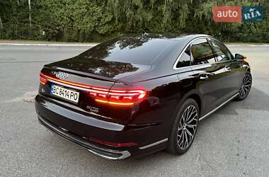 Седан Audi A8 2023 в Трускавці